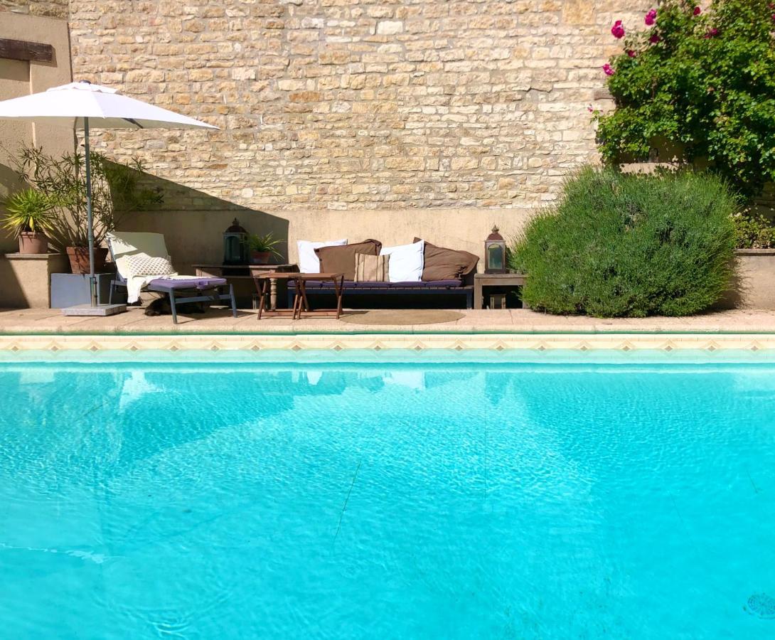 Gigny  La Cour Des Delices Bed & Breakfast エクステリア 写真