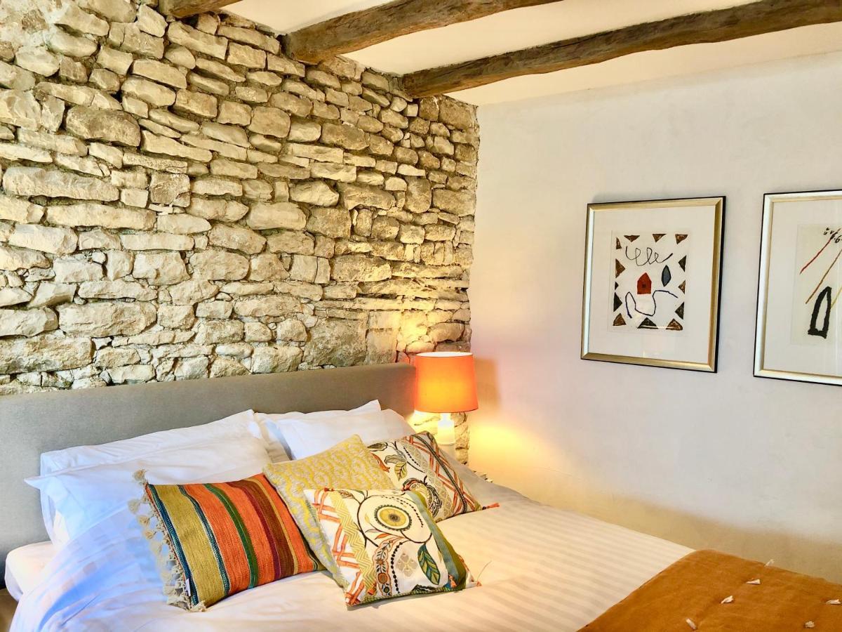Gigny  La Cour Des Delices Bed & Breakfast エクステリア 写真