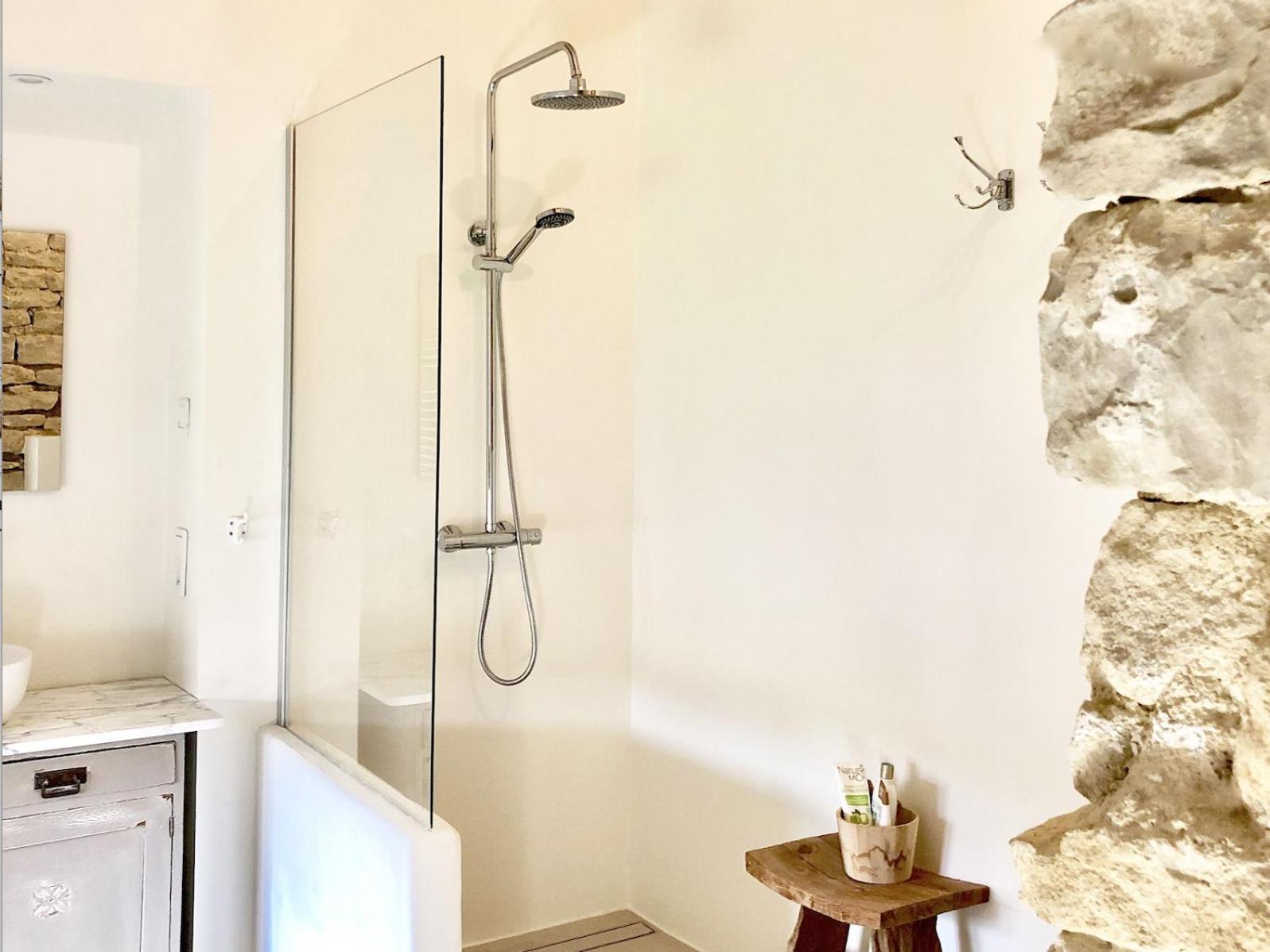 Gigny  La Cour Des Delices Bed & Breakfast エクステリア 写真